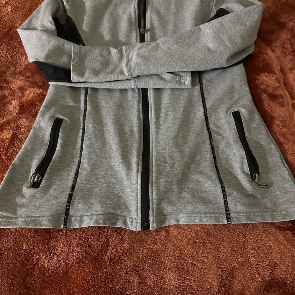 Jacket - Picture 4 of 8